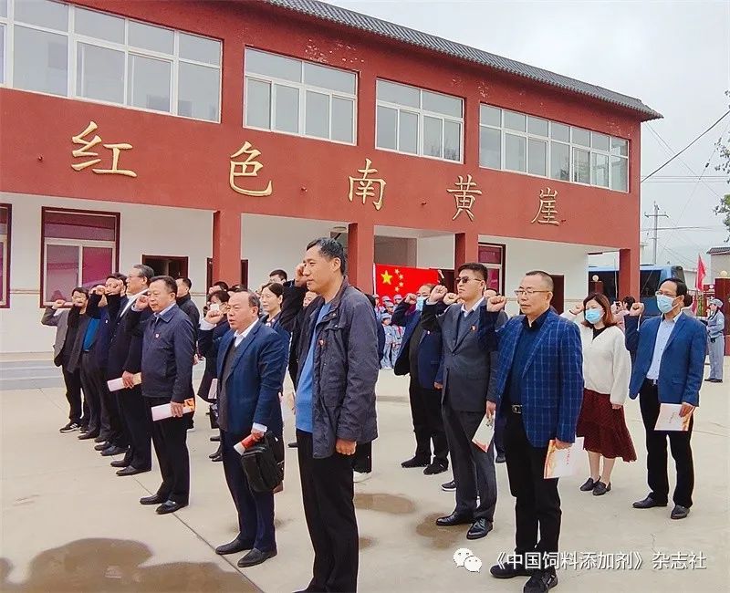 `图片`/
