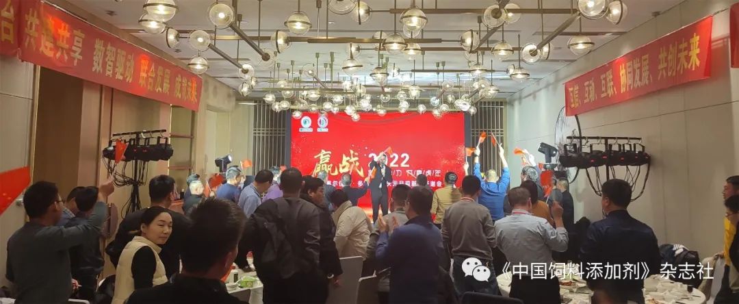 `图片`/
