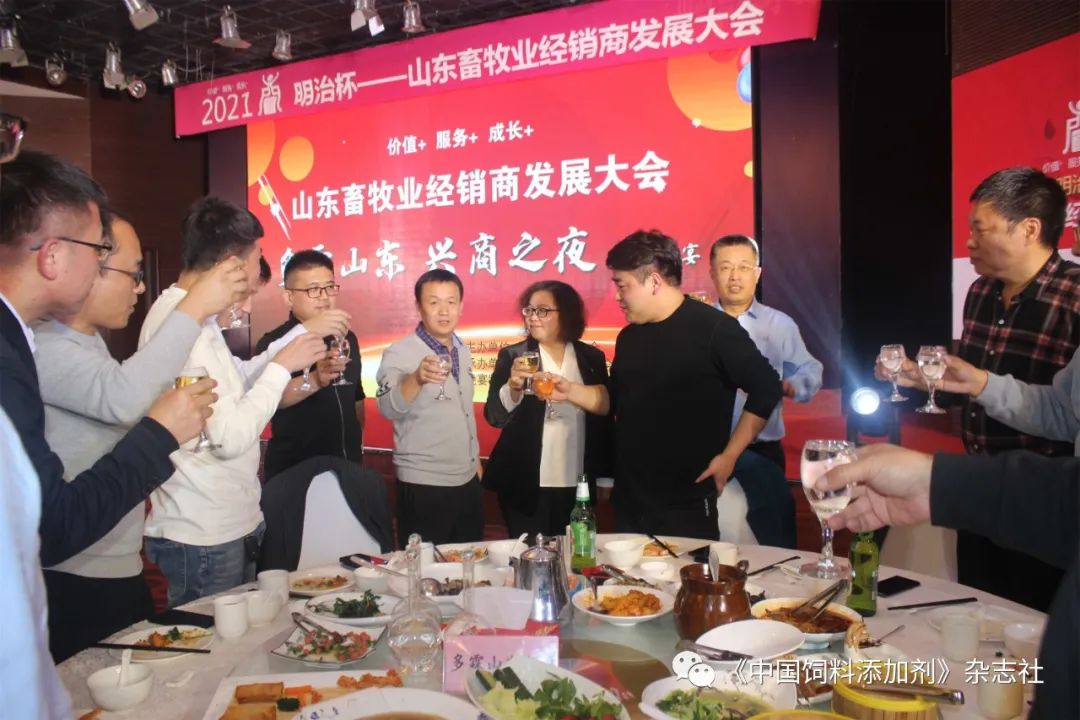 `图片`/
