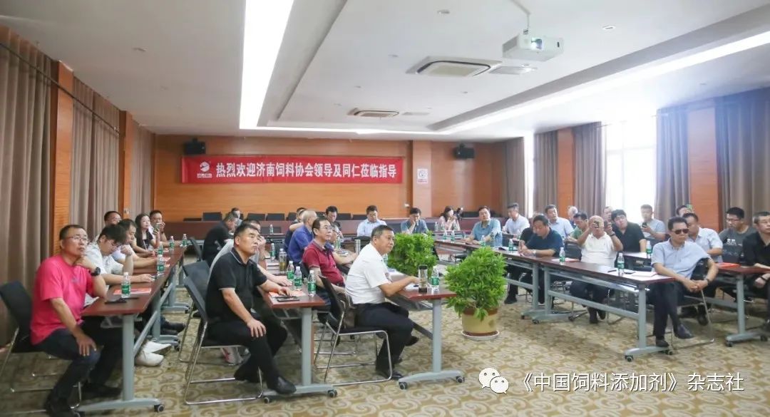 `图片`/