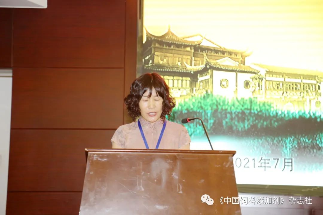`图片`/