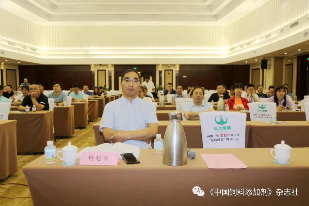 `图片`/